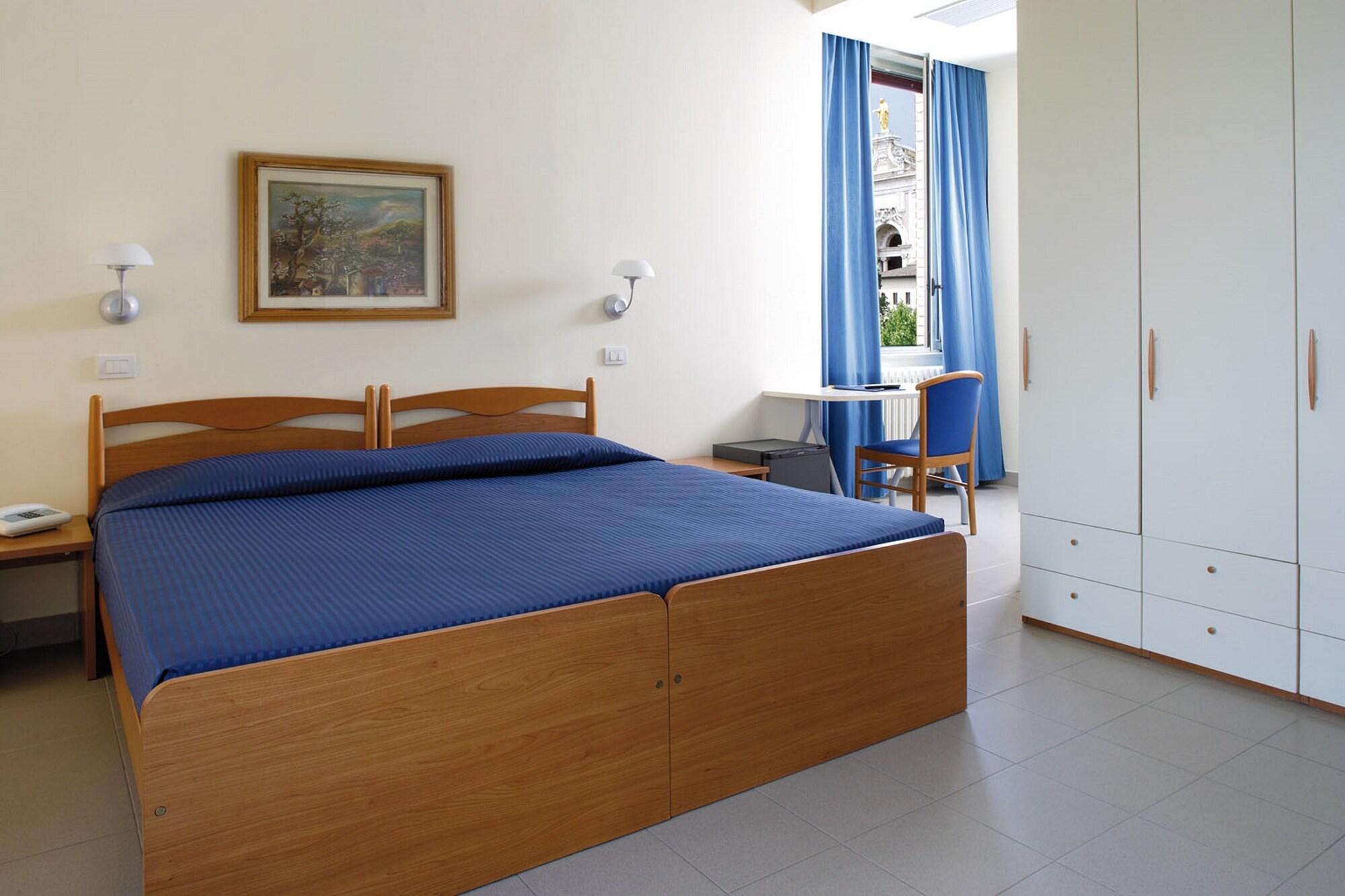 Domus Pacis Assisi Hotel Екстериор снимка