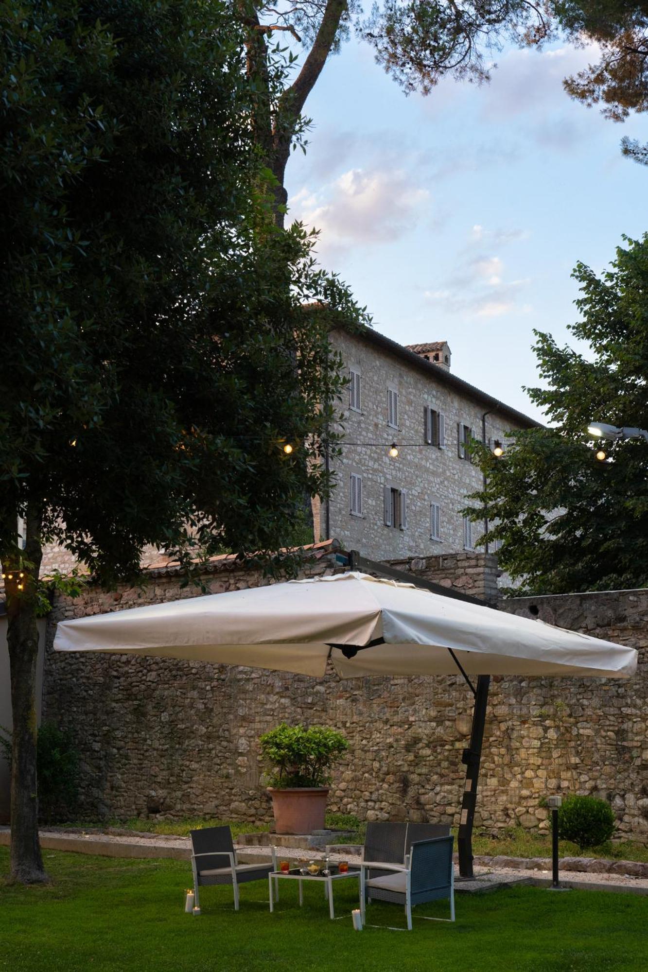 Domus Pacis Assisi Hotel Екстериор снимка